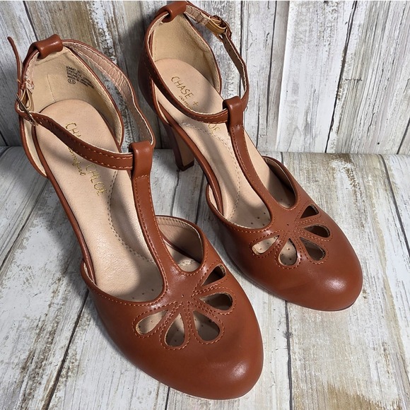 Chase & Chloe Shoes - Chase & Chloe Kimmy-36C Brown T-Strap Floral Cutout Pumps Heels Womens 5.5